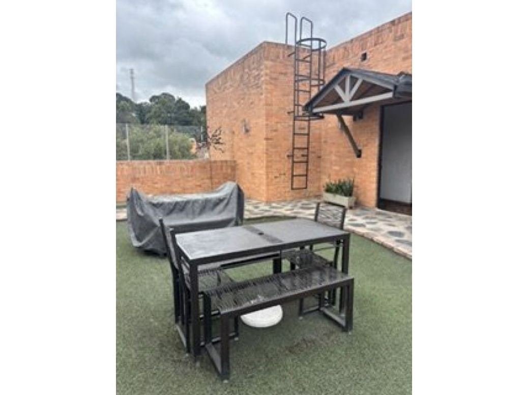 Apartamento de 3 alcobas en venta en Colina Campestre, Bogotá, 460 m² · foto 17 de 19
