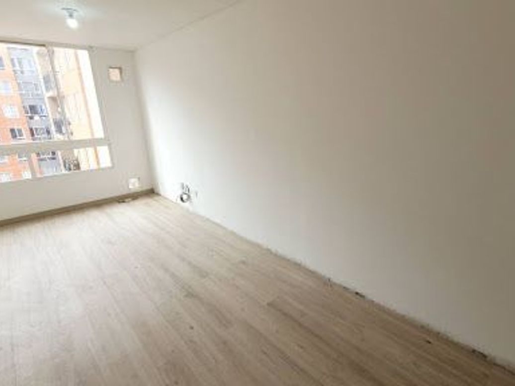 Apartamento de 2 alcobas en venta en Islandia, Bogotá, 53 m² · foto 2 de 20