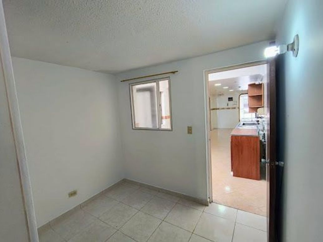 Casa de 4 alcobas en venta en Ilarco, Bogotá, 194 m² · foto 12 de 20