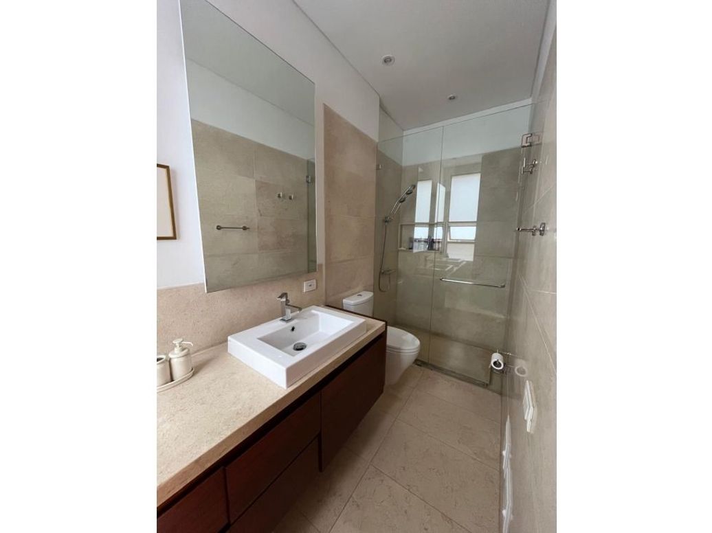 Apartamento de 2 alcobas en arriendo en La Cabrera, Bogotá, 128 m² · foto 3 de 8