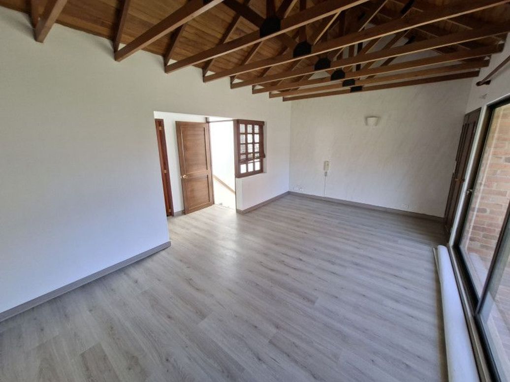 Apartamento de 4 alcobas en venta en Atenas, Bogotá, 240 m² · foto 20 de 20