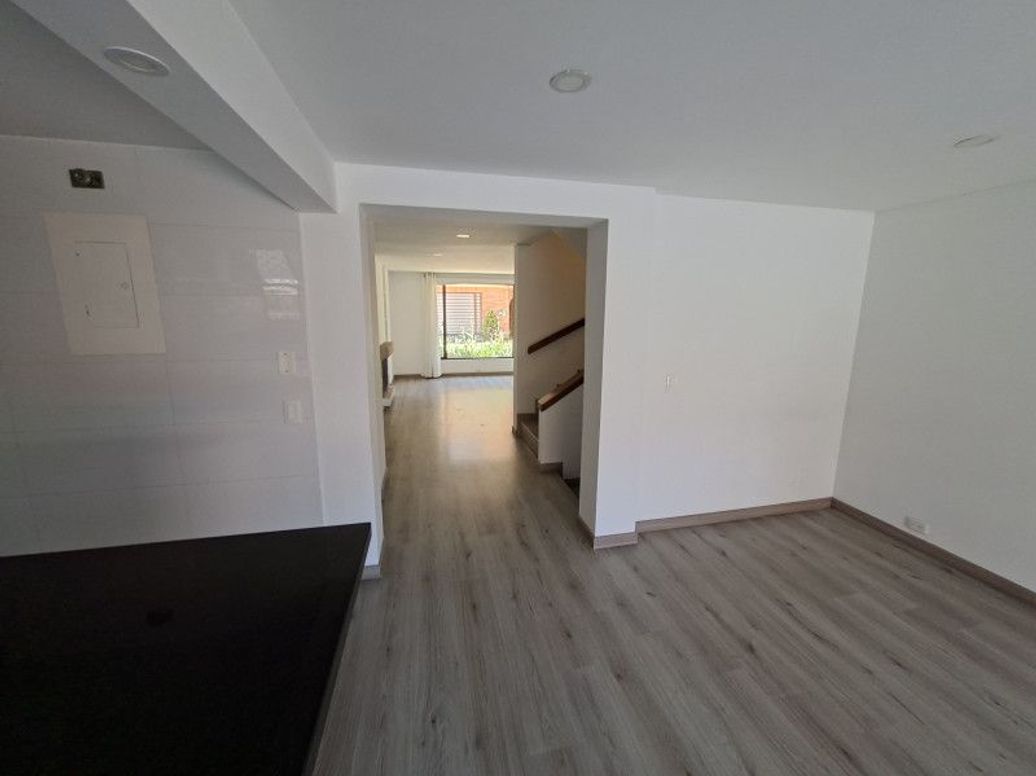 Apartamento de 4 alcobas en venta en Atenas, Bogotá, 240 m² · foto 6 de 20