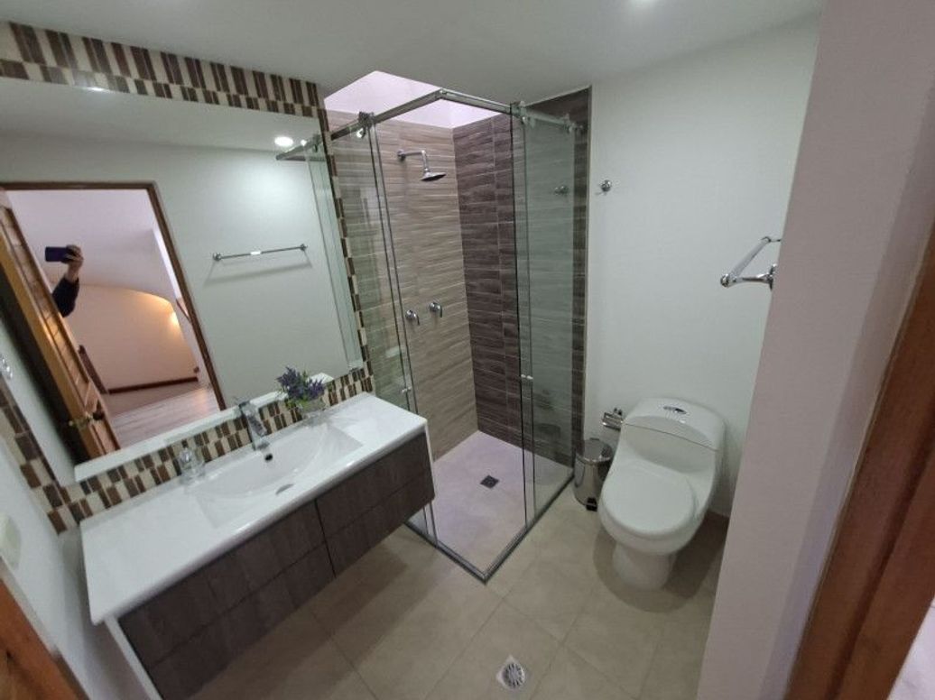 Apartamento de 4 alcobas en venta en Atenas, Bogotá, 240 m² · foto 14 de 20