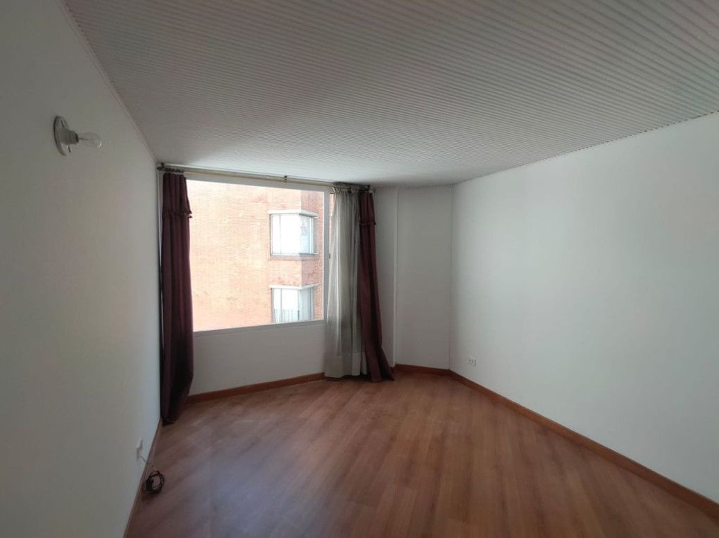 Apartamento de 3 alcobas en venta en Molinos Norte, Bogotá, 130 m² · foto 12 de 17