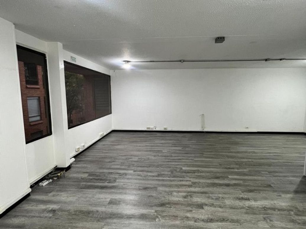 Apartamento de 1 alcoba en venta en Chicó Norte, Bogotá, 42 m² · foto 3 de 12