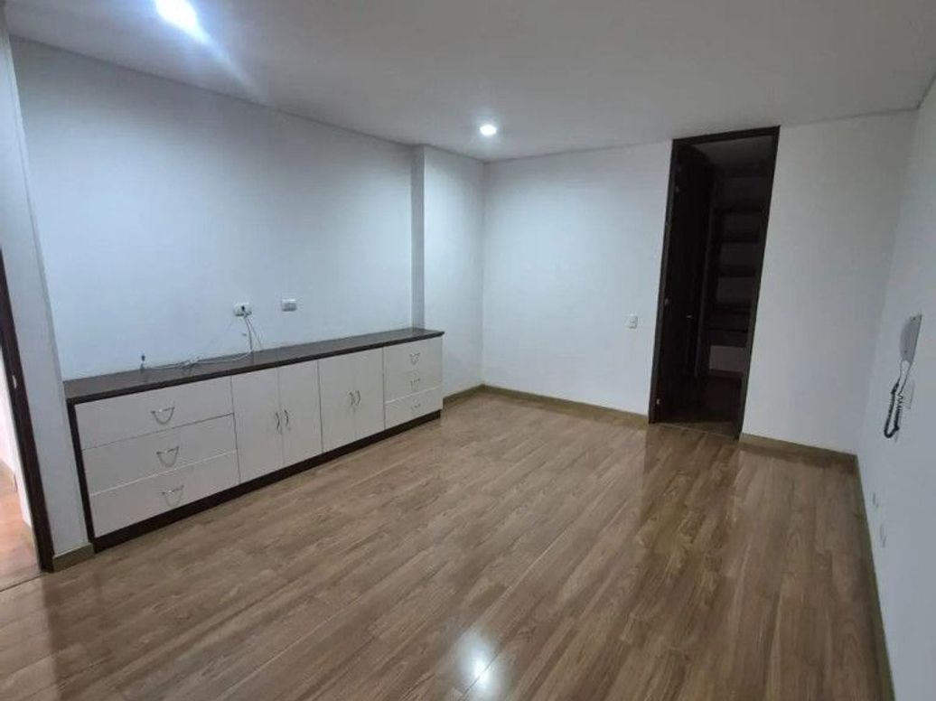 Apartamento en venta en Puente Largo, Bogotá · foto 5 de 12