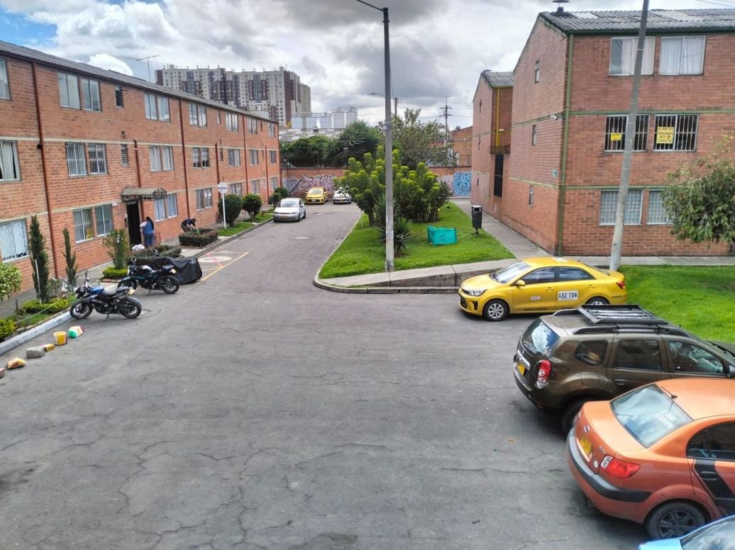 Apartamento de 3 alcobas en venta en Cr. La Balvanera, Bogotá, 46 m² · foto 14 de 14