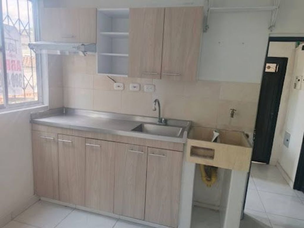 ARRIENDO de APARTAESTUDIO en BOSQUES DE SAN PABLO, Medellín en Bosques De San Pablo