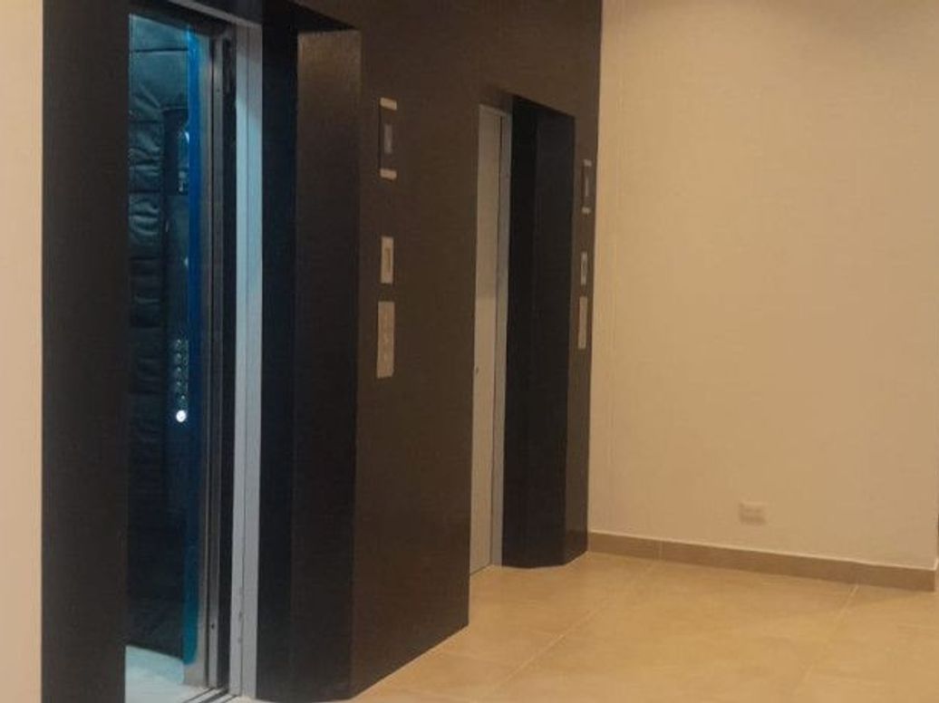 Apartaestudio en venta en Santa Barbara Oriental, Bogotá, 37 m² · foto 7 de 20