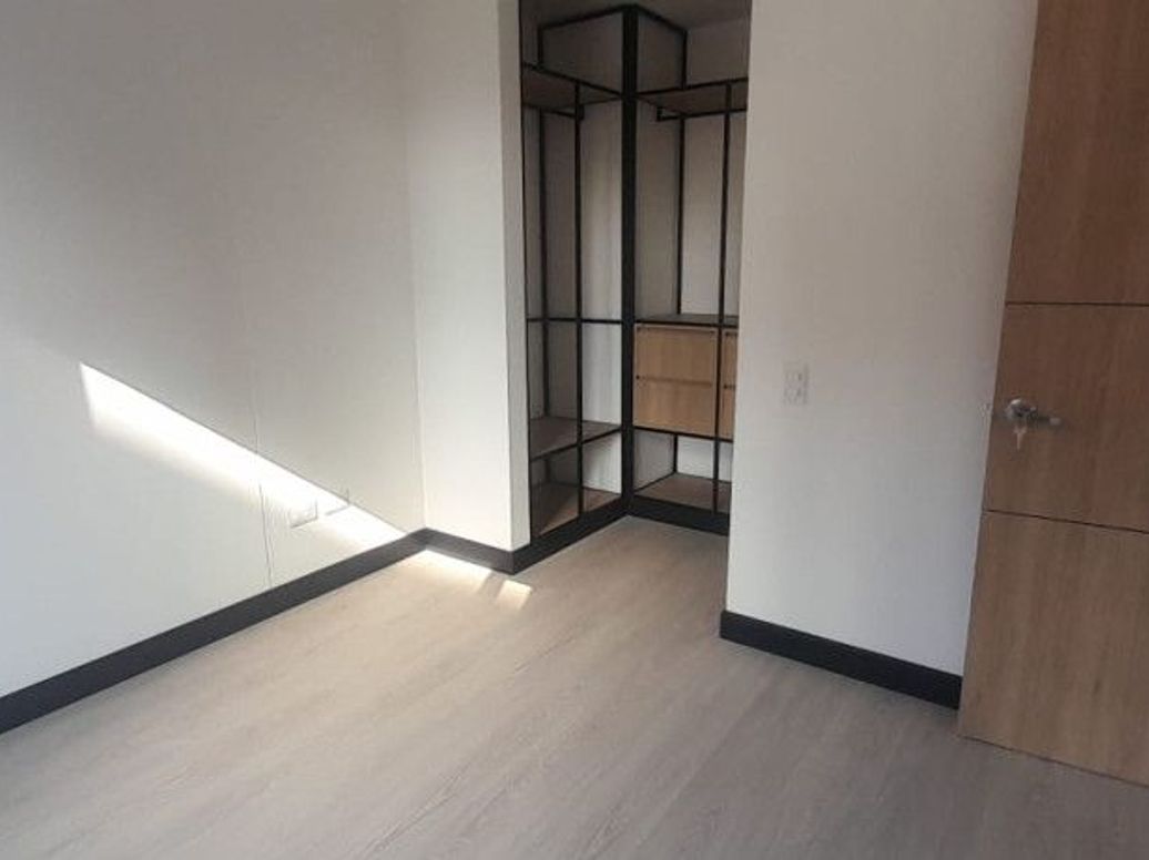 Apartaestudio en venta en Santa Barbara Oriental, Bogotá, 37 m² · foto 15 de 20
