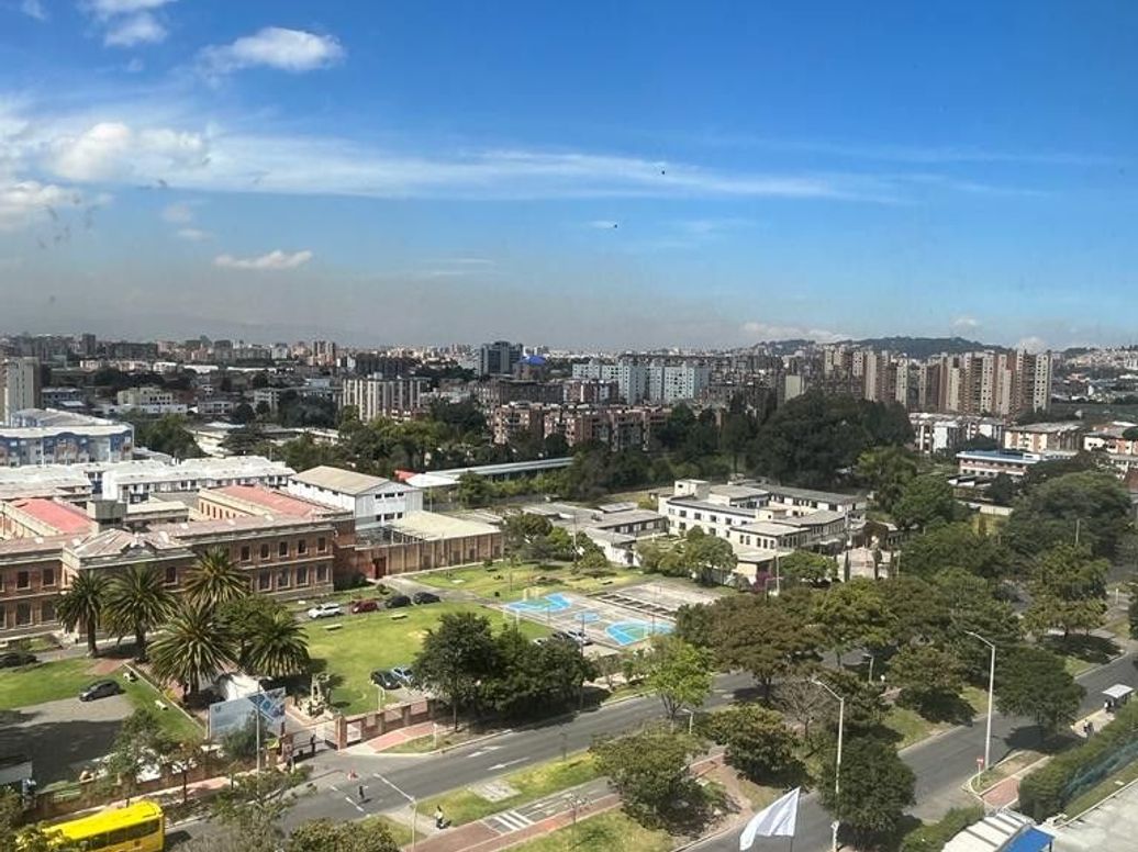 Apartaestudio en venta en Santa Teresa, Bogotá, 35 m² · foto 3 de 20