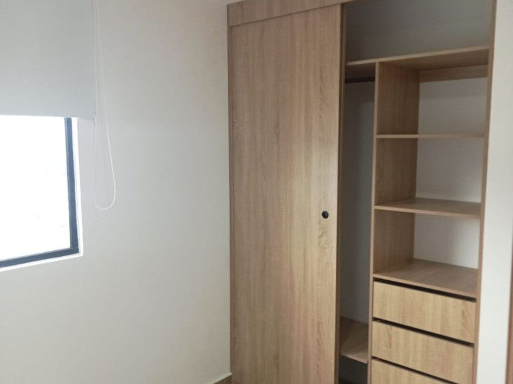 Apartamento de 2 alcobas en venta en Industrial Centenario, Bogotá, 46 m² · foto 3 de 14