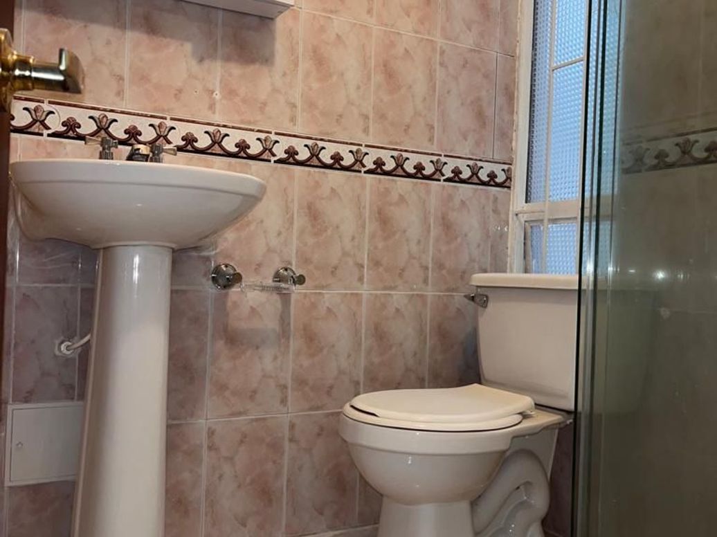 Apartamento de 4 alcobas en venta en El Contador, Bogotá, 138 m² · foto 9 de 20