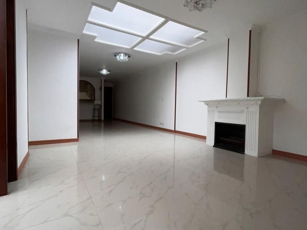 Apartamento de 4 alcobas en venta en El Contador, Bogotá, 138 m² · foto 10 de 20