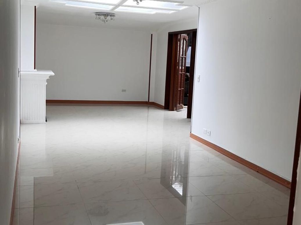 Apartamento de 4 alcobas en venta en El Contador, Bogotá, 138 m² · foto 6 de 20