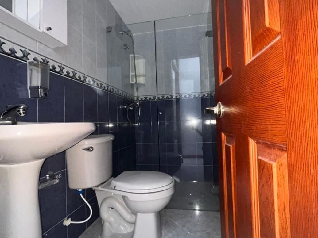 Apartamento de 4 alcobas en venta en El Contador, Bogotá, 138 m² · foto 18 de 20