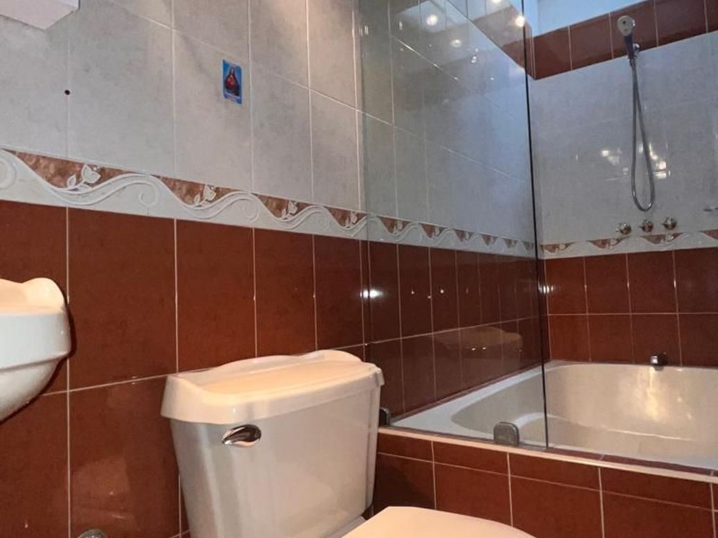 Apartamento de 4 alcobas en venta en El Contador, Bogotá, 138 m² · foto 13 de 20