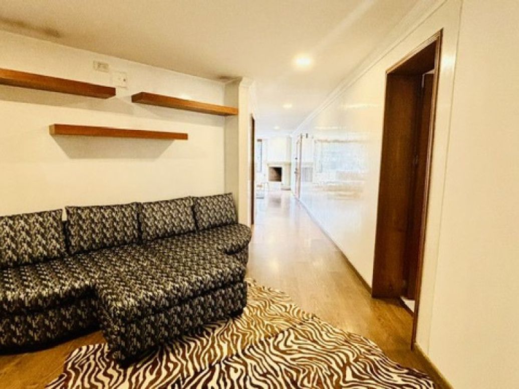 Apartamento de 3 alcobas en venta en Los Rosales, Bogotá, 127 m² · foto 15 de 20