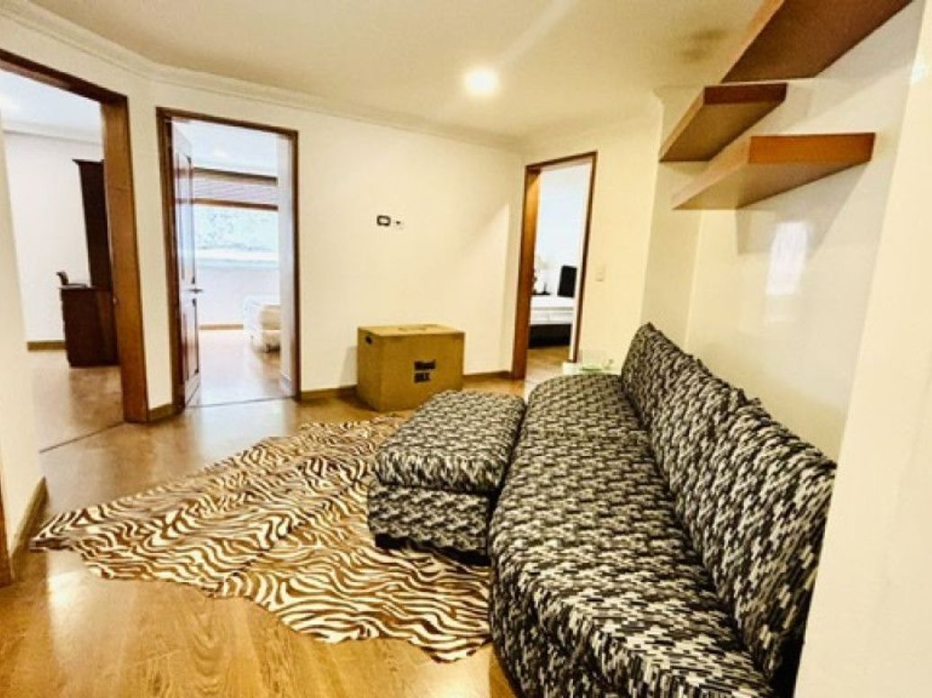 Apartamento de 3 alcobas en venta en Los Rosales, Bogotá, 127 m² · foto 13 de 20
