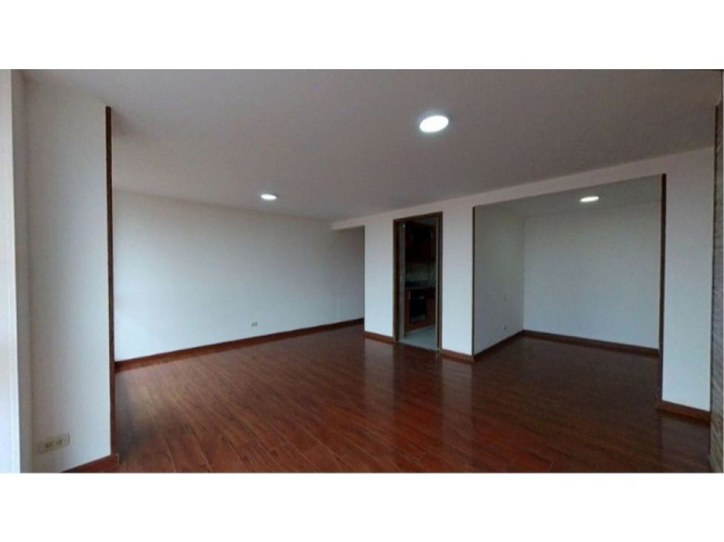 Apartamento de 3 alcobas en venta en Gran Granada, Bogotá, 83 m² · foto 3 de 20
