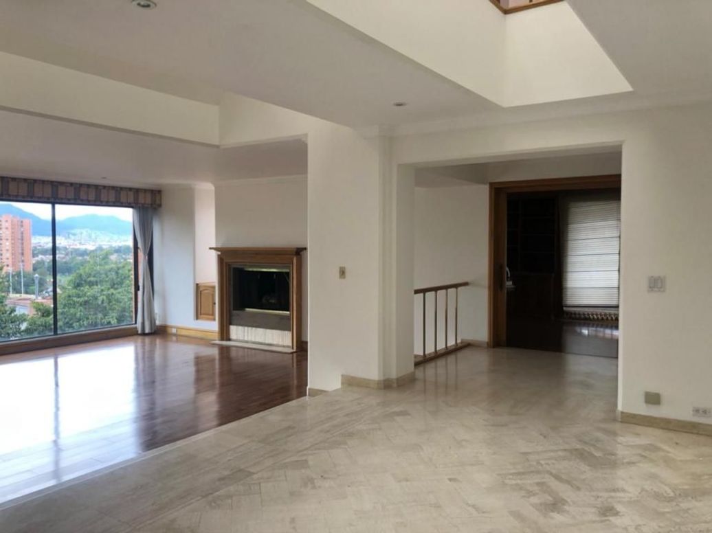Apartamento de 4 alcobas en venta en Niza Suba, Bogotá, 481 m² · foto 5 de 20