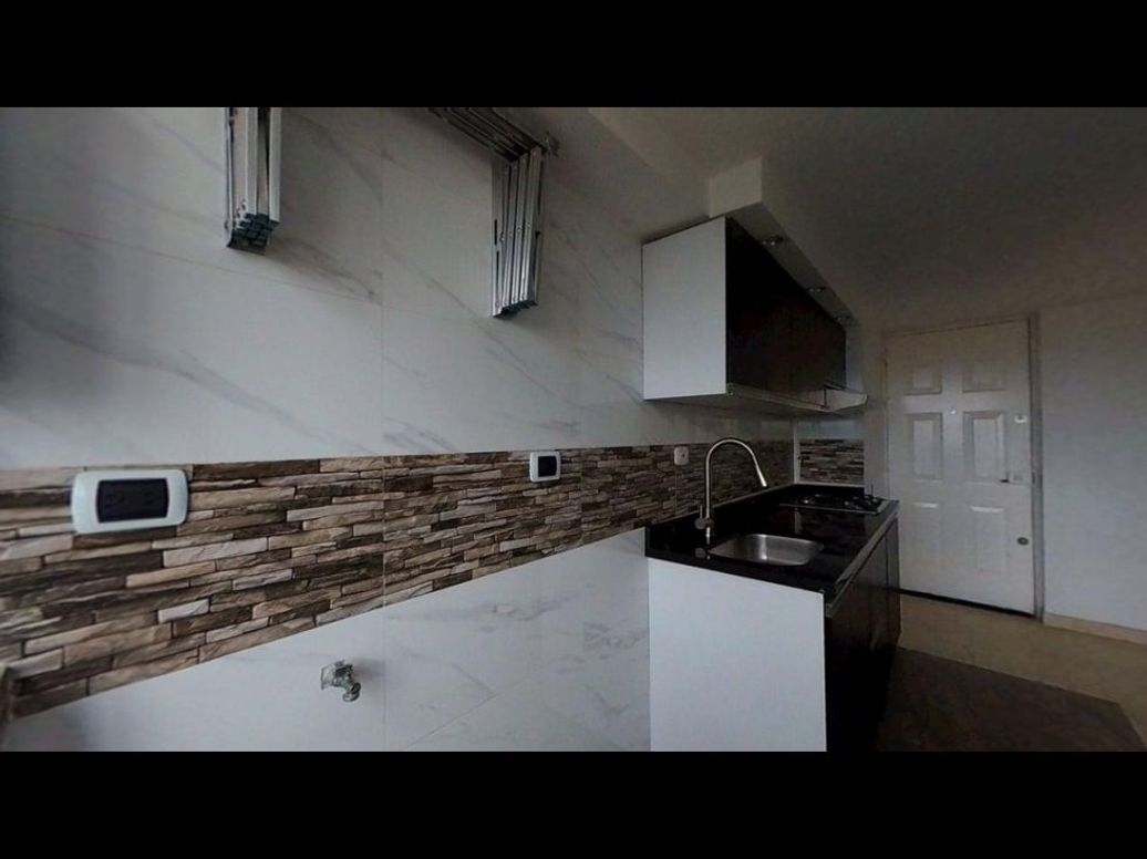 Apartamento de 3 alcobas en venta en Las Margaritas, Bogotá, 48 m² · foto 2 de 20