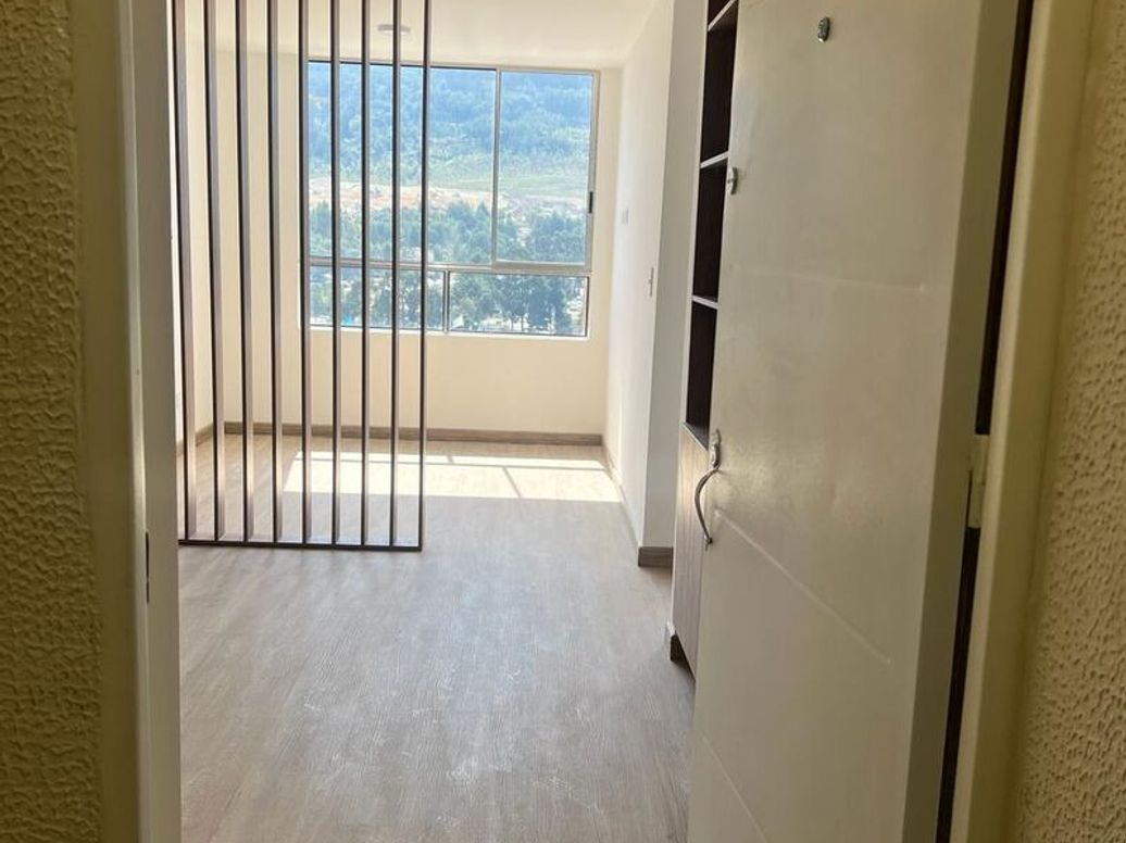Apartaestudio en venta en El Redil, Bogotá, 35 m² · foto 6 de 13