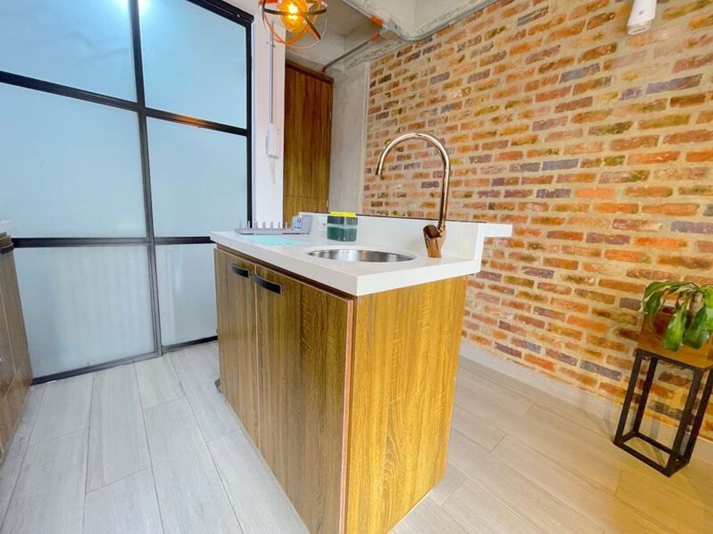 Apartaestudio en venta en Quinta Paredes, Bogotá, 27 m² · foto 3 de 20