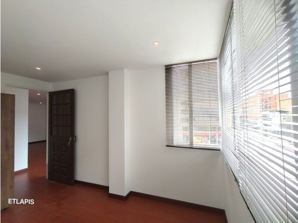 Apartamento de 3 alcobas en venta en Bellavista, Bogotá, 131 m² · foto 14 de 20