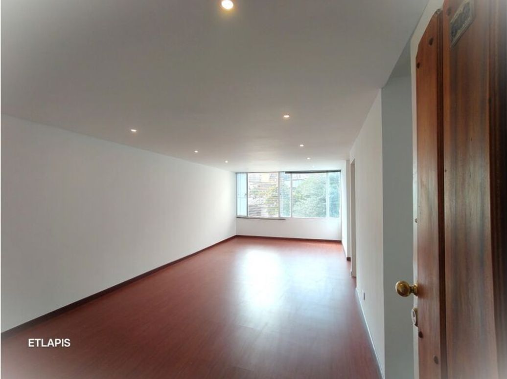 Apartamento de 3 alcobas en venta en Bellavista, Bogotá, 131 m² · foto 2 de 20
