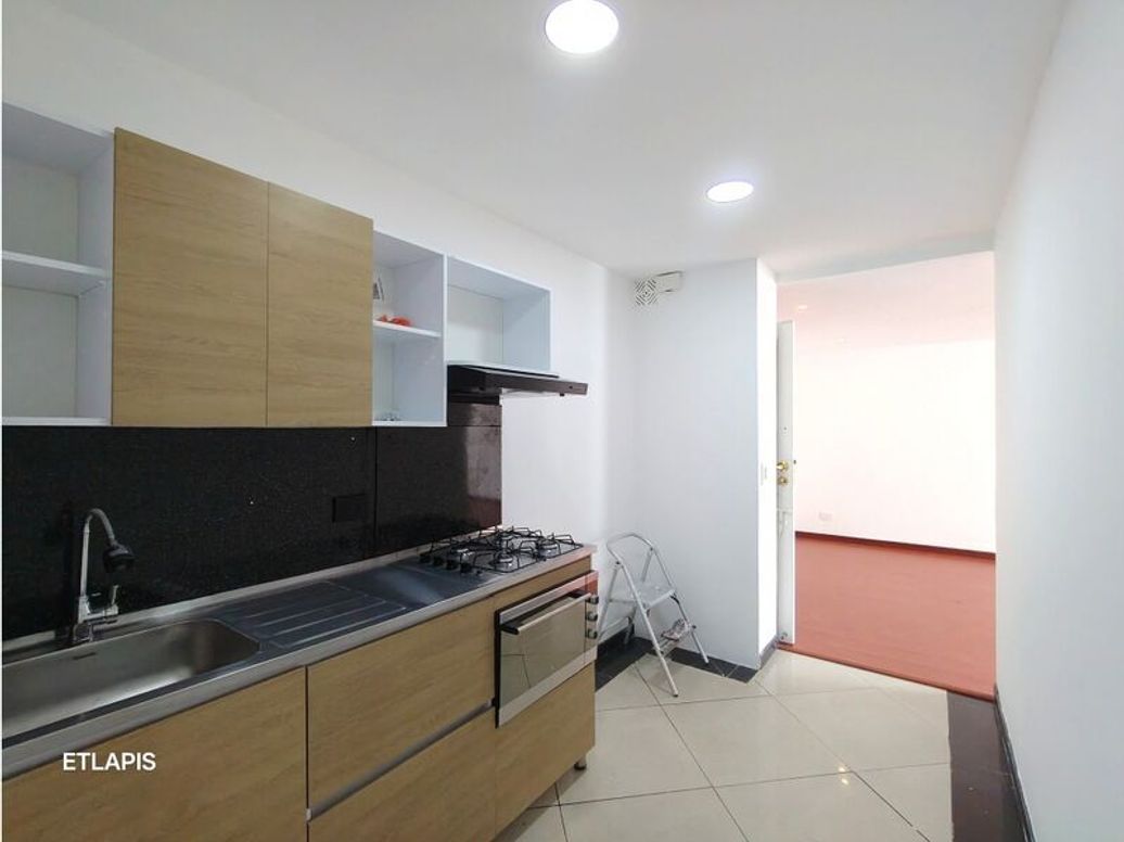 Apartamento de 3 alcobas en venta en Bellavista, Bogotá, 131 m² · foto 5 de 20