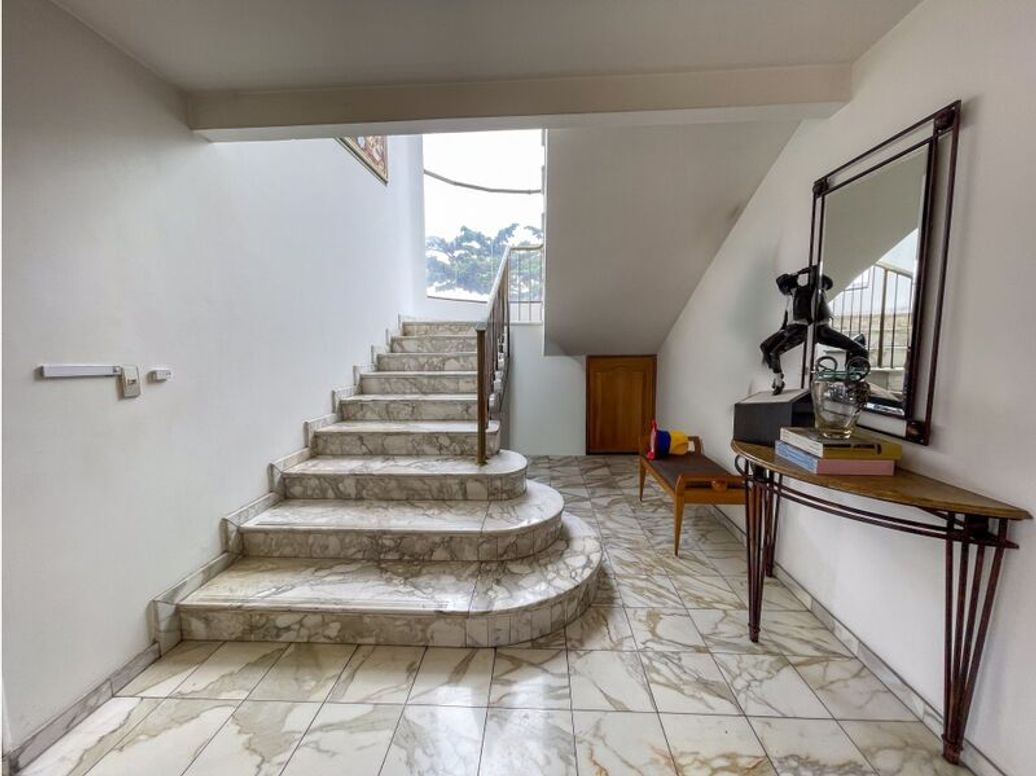 Apartamento de 4 alcobas en venta en Club De Los Lagartos, Bogotá, 781 m² · foto 19 de 20