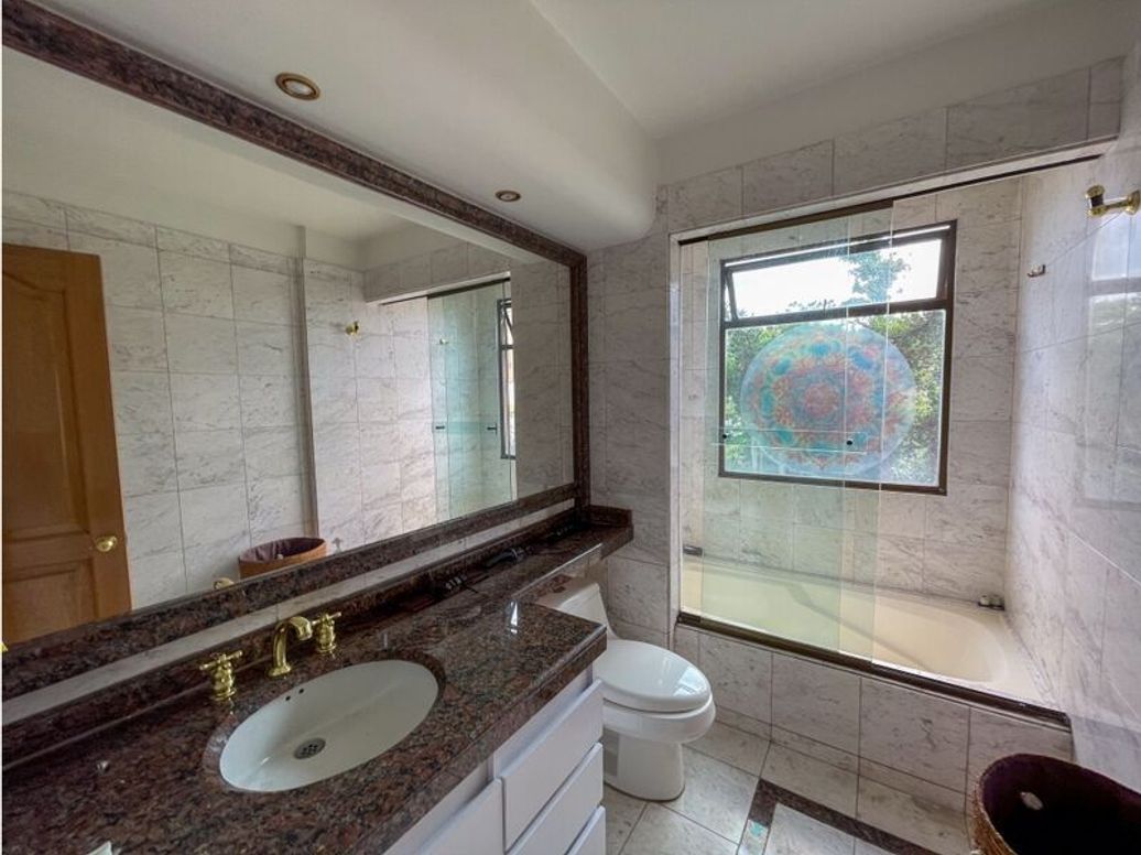 Apartamento de 4 alcobas en venta en Club De Los Lagartos, Bogotá, 781 m² · foto 14 de 20
