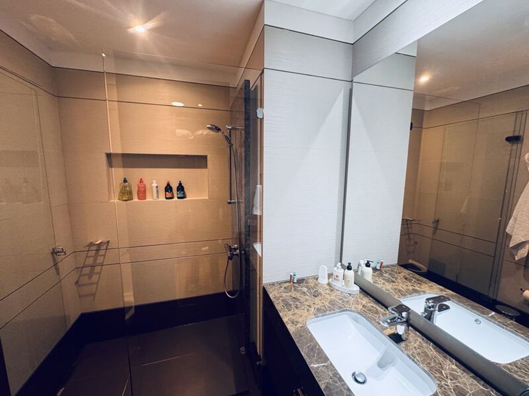 Apartamento de 3 alcobas en venta en El Refugio, Bogotá, 188 m² · foto 9 de 11