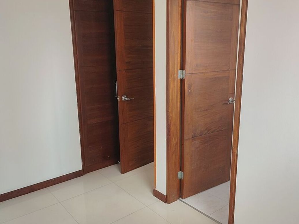 Casa de 4 alcobas en venta en San José De Bavaria, Bogotá, 400 m² · foto 7 de 20