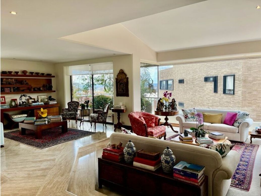 Apartamento de 3 alcobas en venta en Bellavista, Bogotá, 393 m² · foto 3 de 20