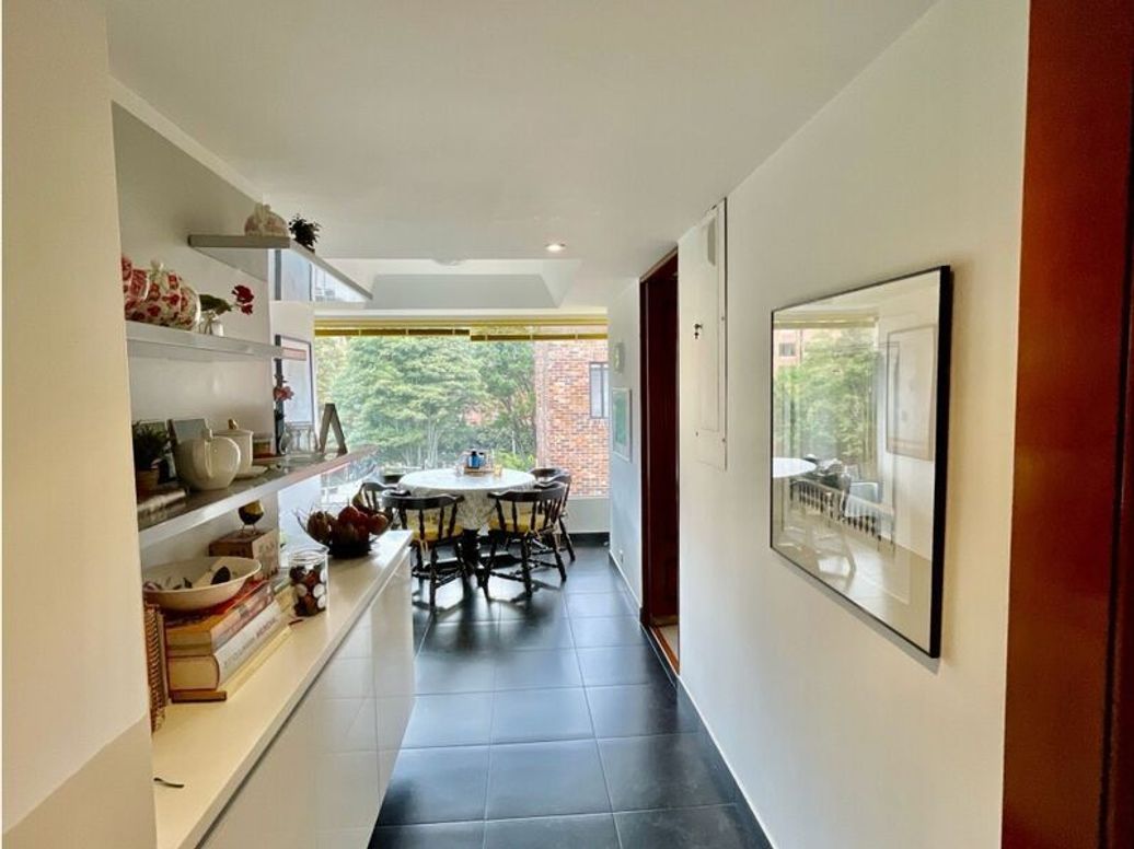 Apartamento de 3 alcobas en venta en Bellavista, Bogotá, 393 m² · foto 8 de 20