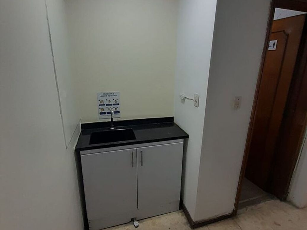Casa de 5 alcobas en venta en San José Del Prado, Bogotá, 245 m² · foto 15 de 19