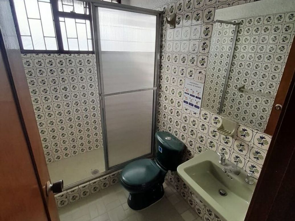 Casa de 5 alcobas en venta en San José Del Prado, Bogotá, 245 m² · foto 10 de 19
