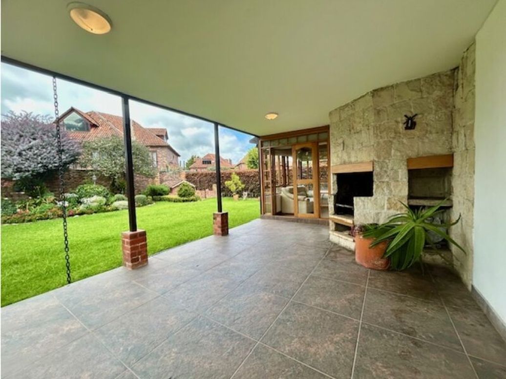 Casa de 4 alcobas en venta en San José De Bavaria, Bogotá, 220 m² · foto 10 de 20
