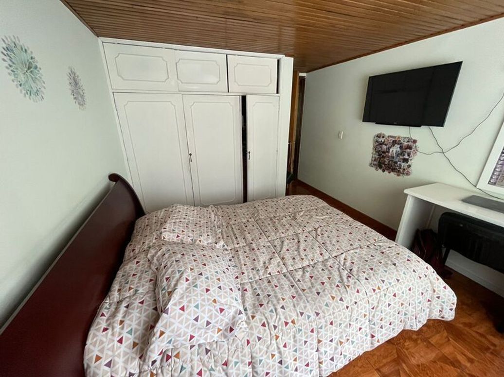 Casa de 3 alcobas en venta en Usaquén, Bogotá, 245 m² · foto 8 de 11