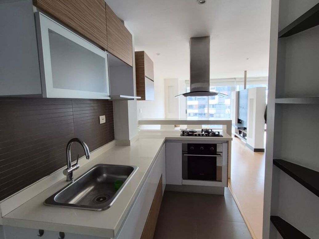 Apartamento de 1 alcoba en venta en Santa Barbara Central, Bogotá, 70 m² · foto 5 de 20