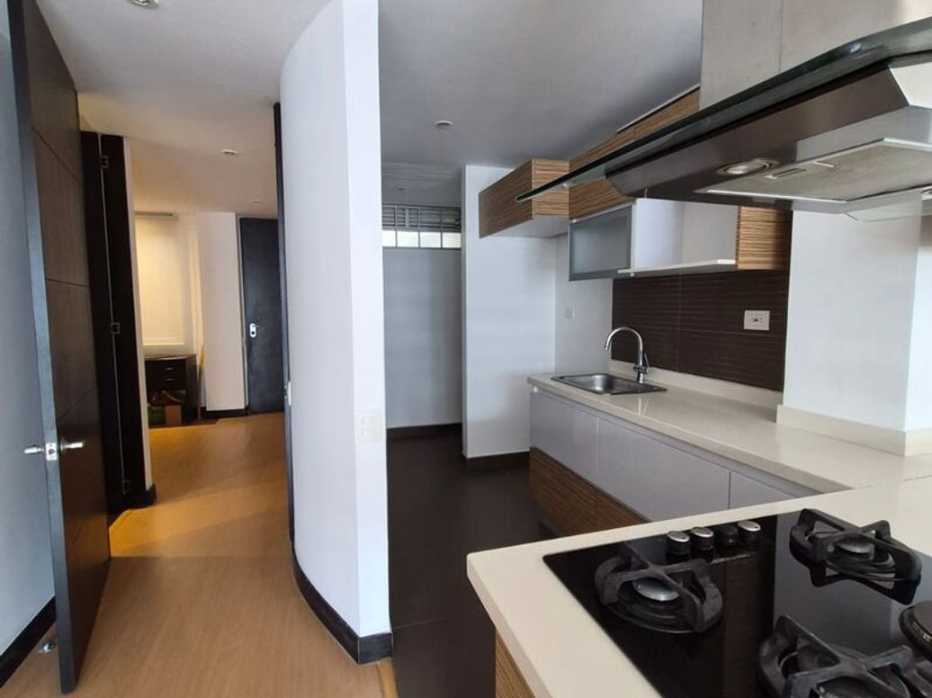 Apartamento de 1 alcoba en venta en Santa Barbara Central, Bogotá, 70 m² · foto 9 de 20