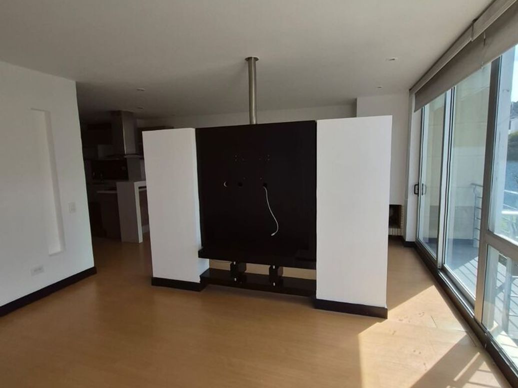 Apartamento de 1 alcoba en venta en Santa Barbara Central, Bogotá, 70 m² · foto 16 de 20
