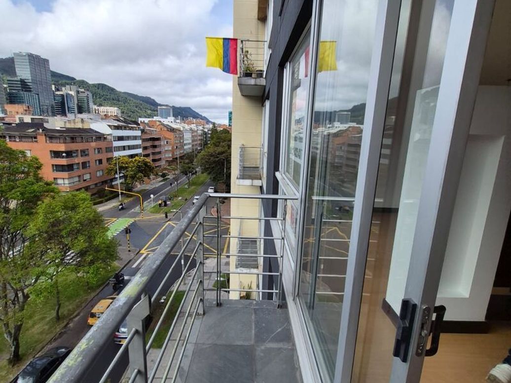 Apartamento de 1 alcoba en venta en Santa Barbara Central, Bogotá, 70 m² · foto 15 de 20