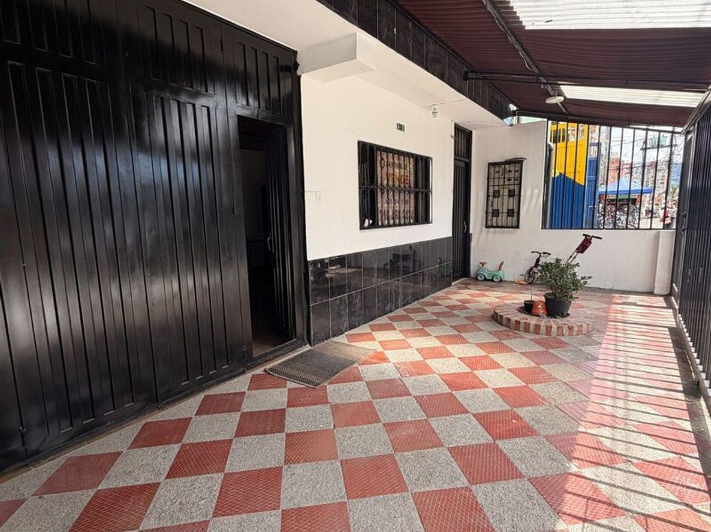 Casa de 4 alcobas en venta en Britalia, Bogotá, 548 m² · foto 15 de 20