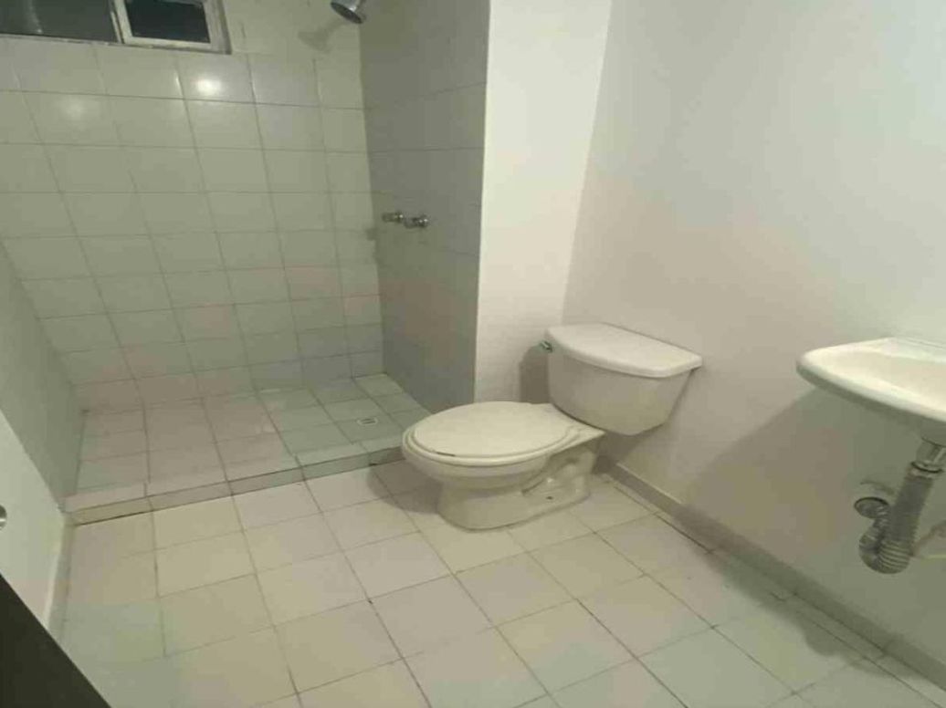 Apartamento de 2 alcobas en venta en El Castillo, Bogotá, 40 m² · foto 15 de 16