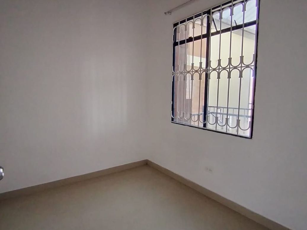 Apartamento de 2 alcobas en venta en Ub. Bochica Iii - Iv, Bogotá, 58 m² · foto 2 de 4