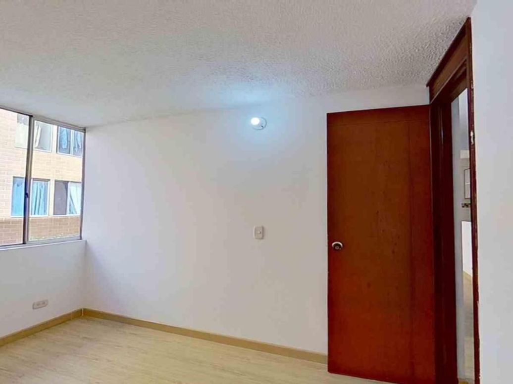 Apartamento de 3 alcobas en venta en Tierra Buena, Bogotá, 55 m² · foto 6 de 12