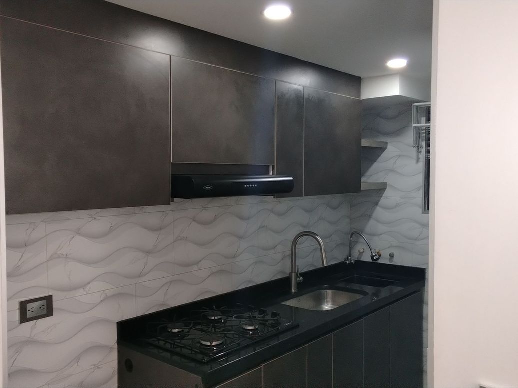 Apartamento de 3 alcobas en arriendo en Almagrario, Bogotá, 54 m² · foto 2 de 11